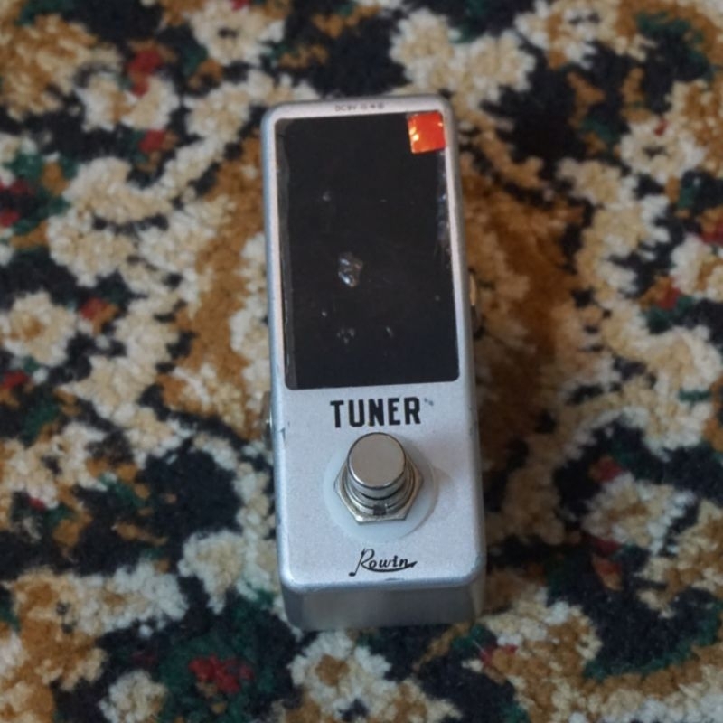 ROWIN TUNER EFEK GITAR