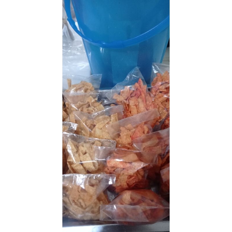 

Keripik Pangsit goreng renyah