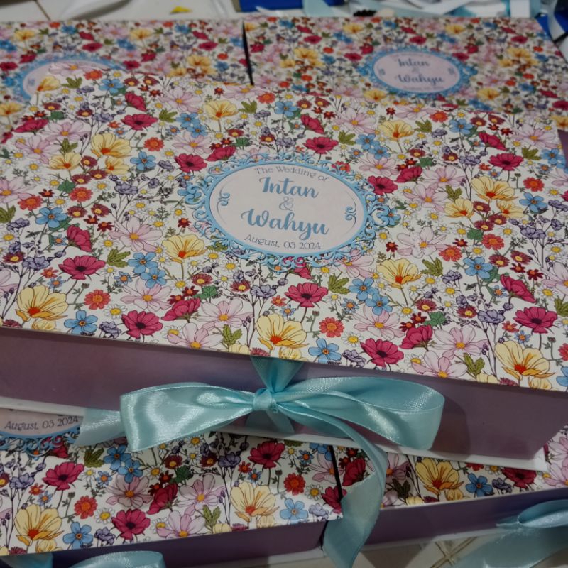 

HARDBOX BOX BRIDESMAID SERBAGUNA BOX NIKAHAN