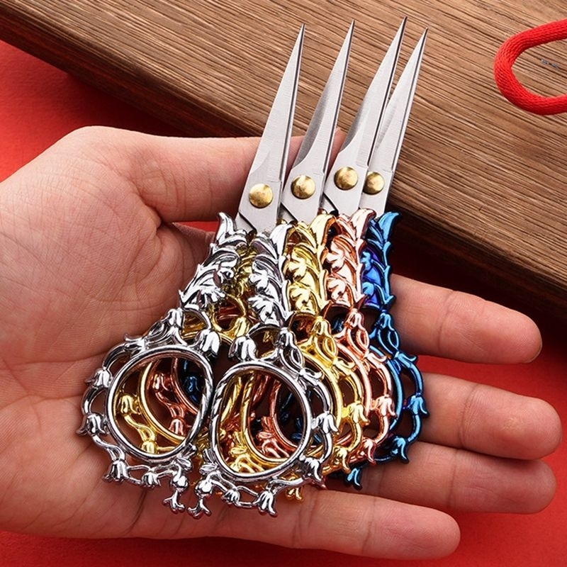 

Gunting vintage craft