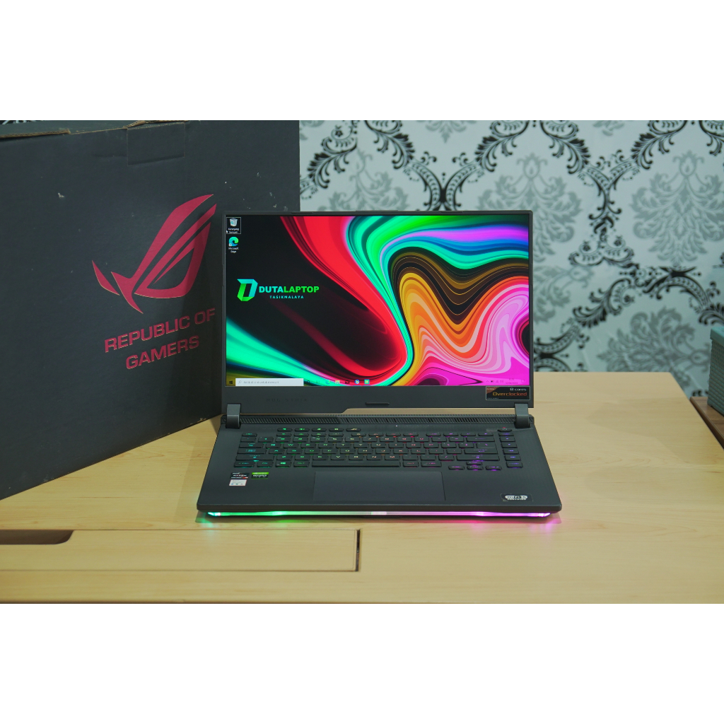 Asus ROG Strix G513QM | Ryzen 9 5900HX