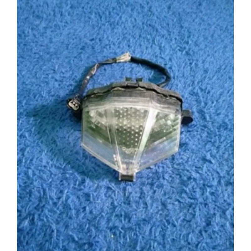 stoplamp lampu rem belakang CBR 150R StreetFire LED original