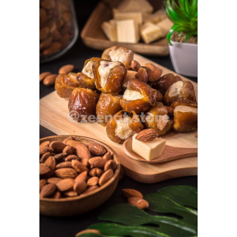 

Kurma Almond Keju | Oleh Oleh Umrah Haji | Zeenat Tamr