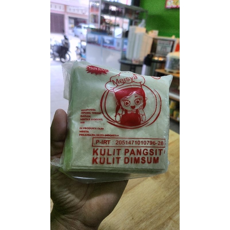 

KERUPUK PANGSIT MEYSHA BEKU