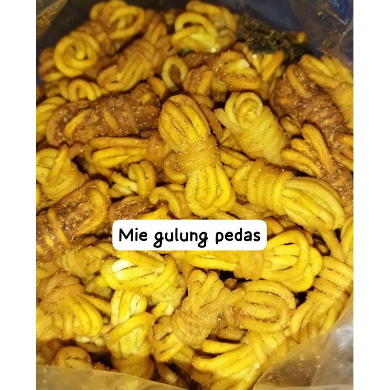 

Aneka Cemilan Manis, Asin, Pedas Maknyussss..