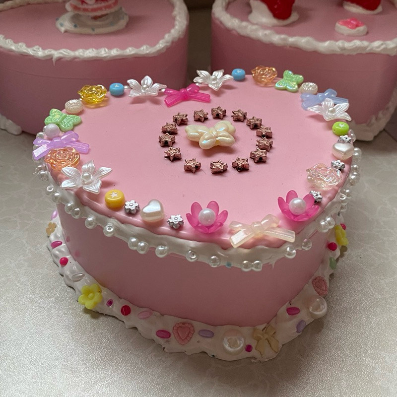 tempat aksesoris | jewerly box | Fake Cake Abstrak | Ugly Cake