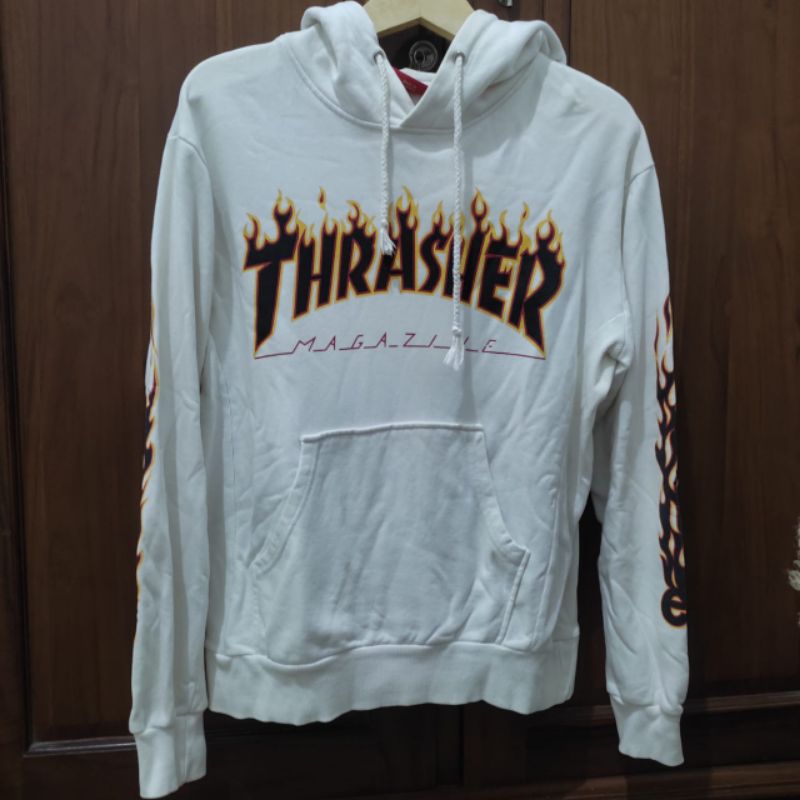 thrasher x supreme