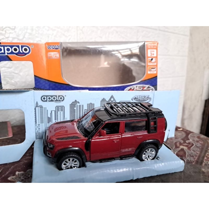 Diecast land Rover defender 110 merah merk apolo msz miniatur badan body besi cocok pajangan mainan 