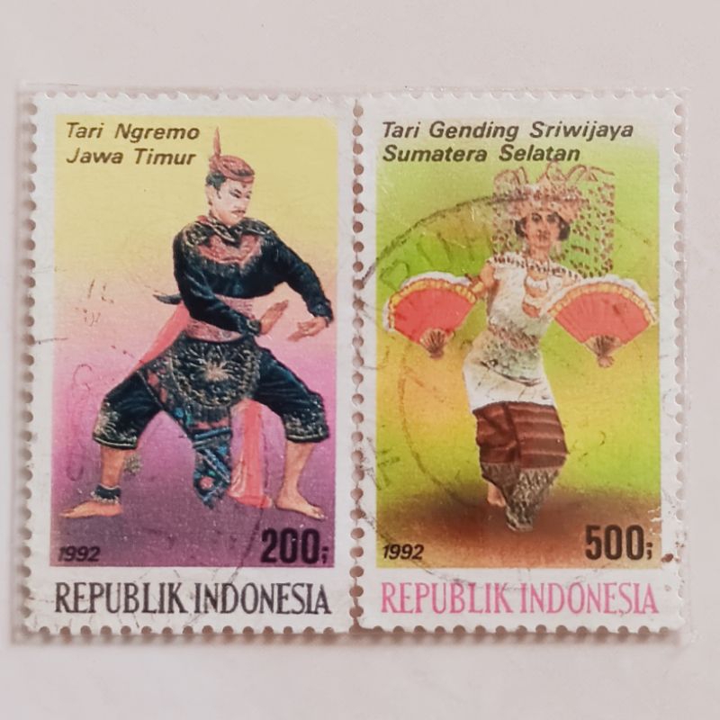 

(AB) Perangko Indonesia 1992 Tarian Daerah Seri 1 Set Lengkap 2 pcs Used