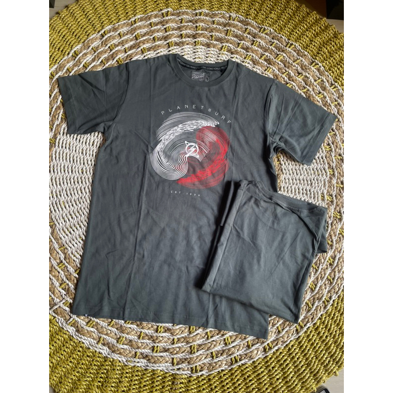 PLANET SURF kaos pria original
