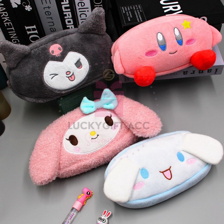 

Produk Terviral DOMPET TEMPAT PENSIL SANRIO TEMPAT KOSMETIK BAHAN BULU TEMPAT ALAT TULIS ANAK DEWASA CINNAMOROLL KUROMI MELODY PREMIUM