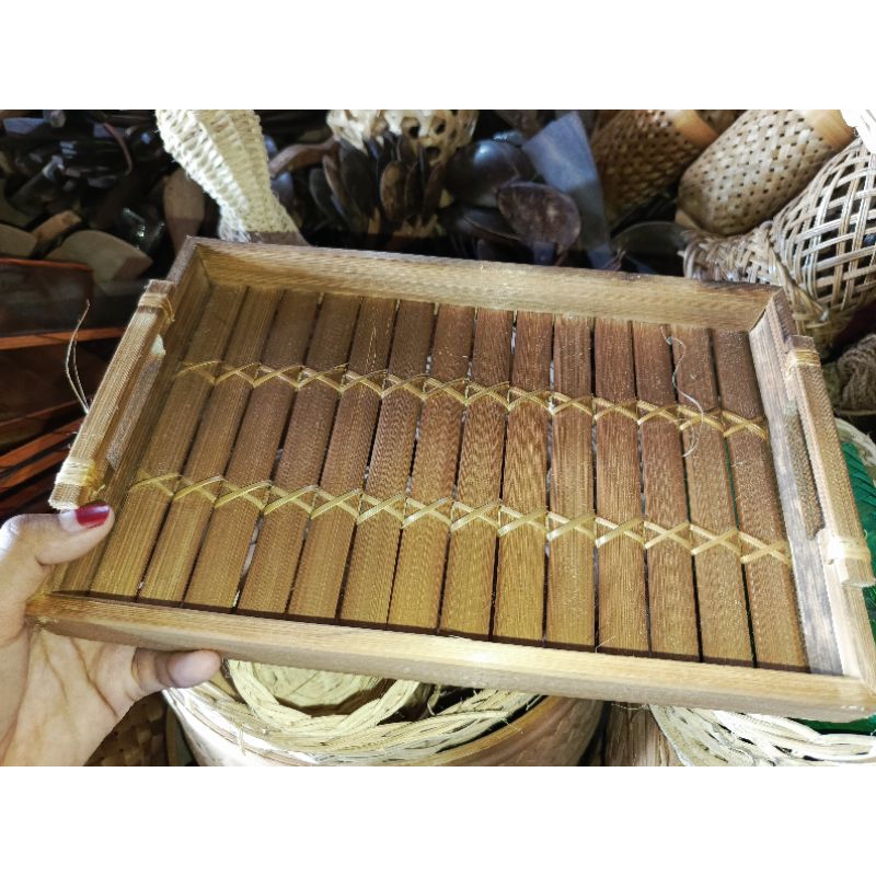

nampan bambu