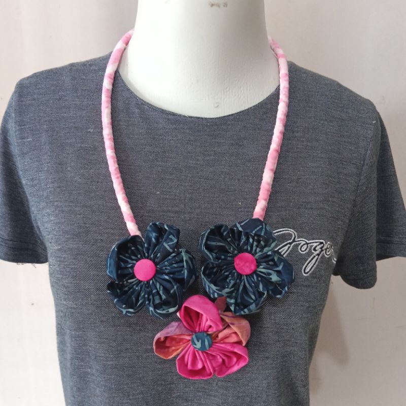 Kalung Batik Bunga Pink Black Kalung Batik Kalung Handmade