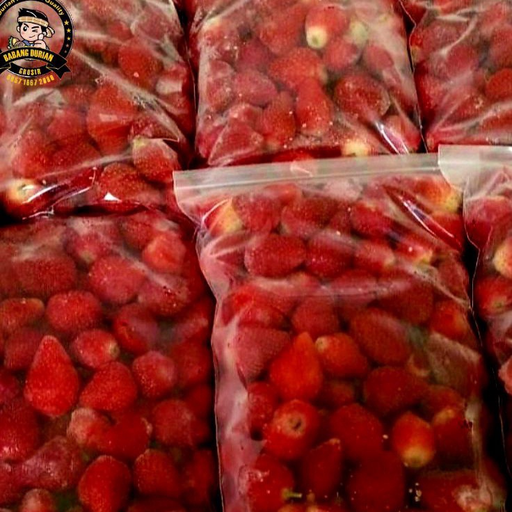 

Terlaku STRAWBERRY FROZEN 1KG STRAWBERRY BEKU 1KG GOOD QUALITY