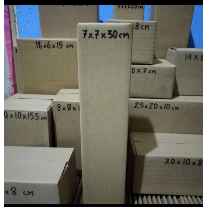 

kardus packing ukuran PxLxT 7x7x30cm