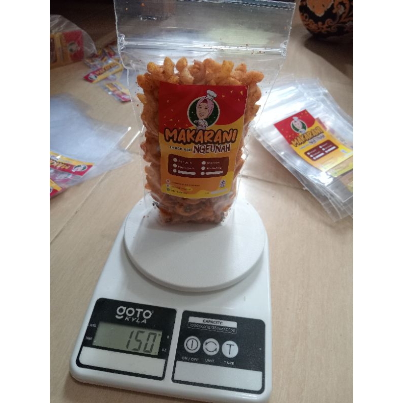 

Makaroni Pedas Asin Gurih Daun Jeruk 150gram