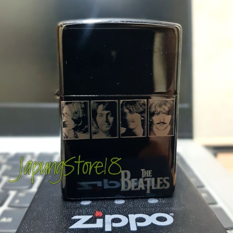 korek Api zippo the Beatles grafir laser Hitam zippo custom foto dan logo bebas korek api unik