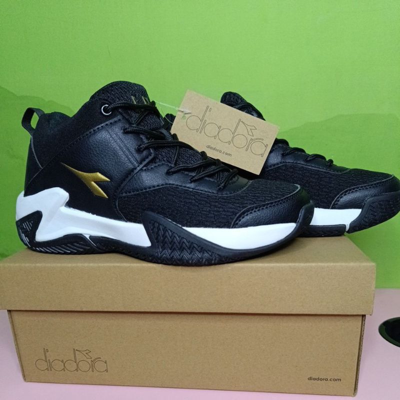 DIADORA BASKETBALL SHOES KIDS / SEPATU BASKET ANAK