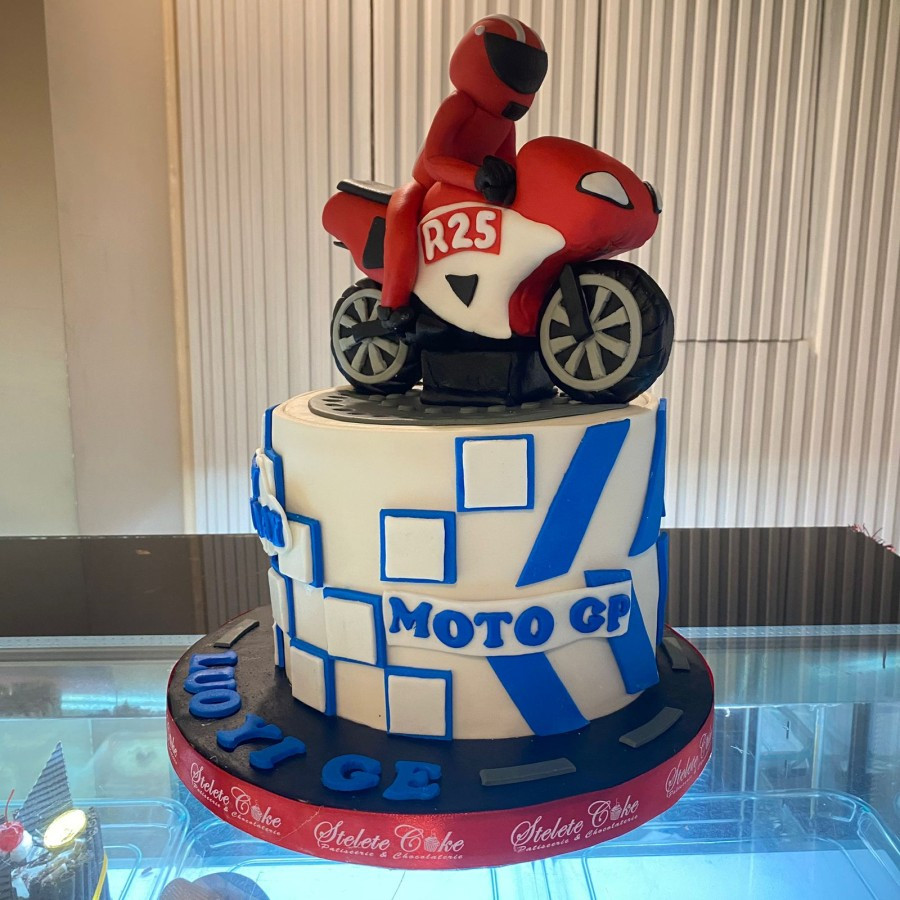 

Kue Ulang Tahun/ Birthday Cake Motor / Kue Ultah Costum