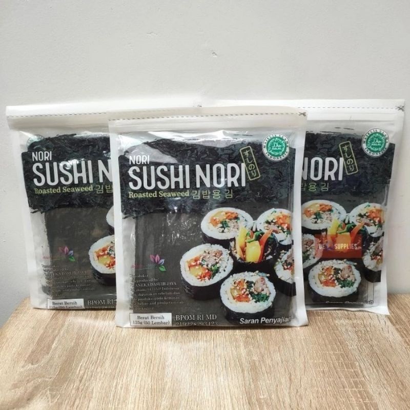 

RB Java Sushi Nori HALAL Seaweed Rumput Laut Sushi Untuk Kimbab/ Gimbab Varian 50 Lembar