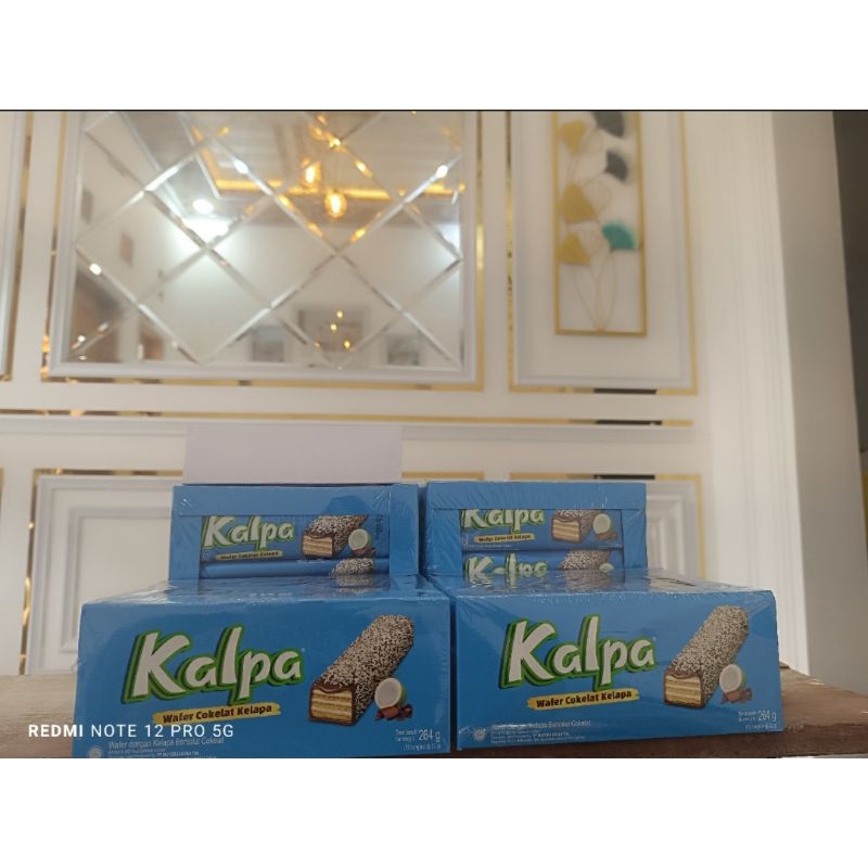 

kalpa Wafer Coklat Kelapa 1Box isi 12pcs