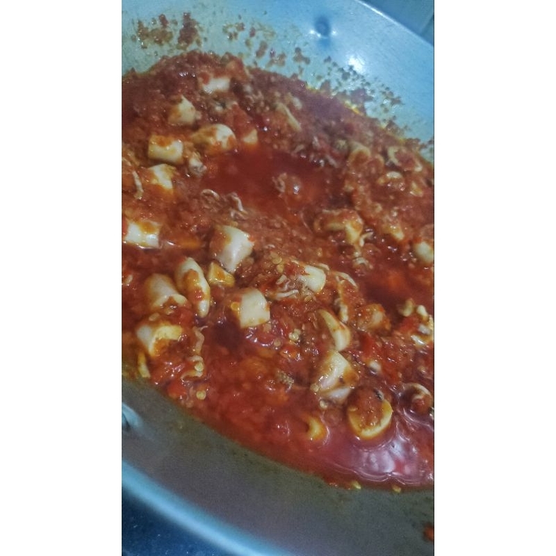 

sambal cumi isi 150ml