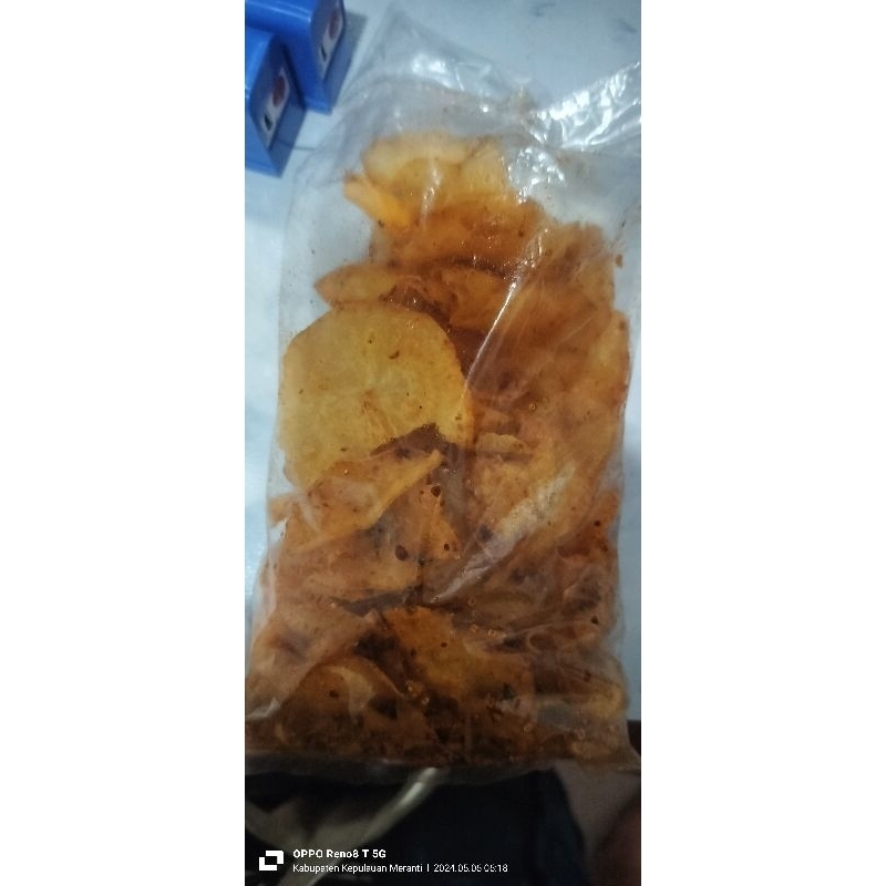 

keripik singkong ikan teri pedas