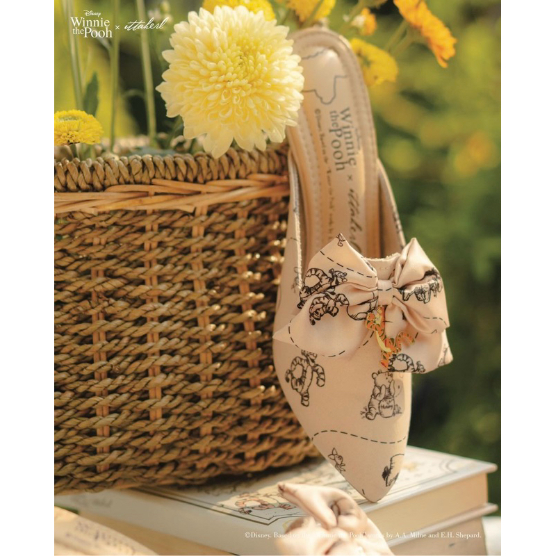 NEW Ittaherl 41 Pooh - Bee Tree 60mm Slipper Heels Sand