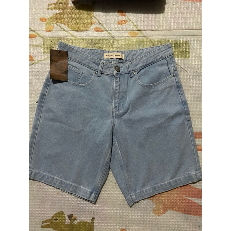 celana pendek manzone jeans