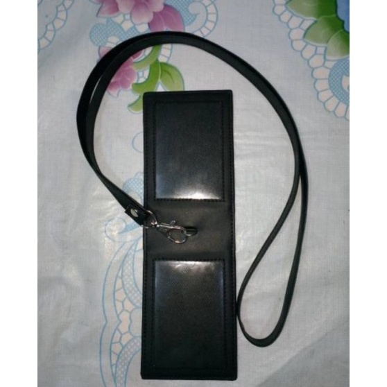 

Promo Laris TEMPAT ID CARD MAGNET 2 KARTU DENGAN TALI GANTUNGAN