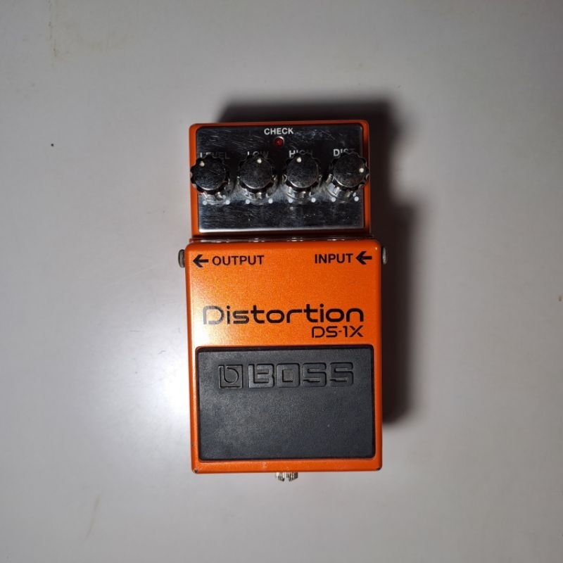 Boss DS-1X Distortion / Efek Gitar / Guitar Effect / Stompbox / Overdrive Second Bekas