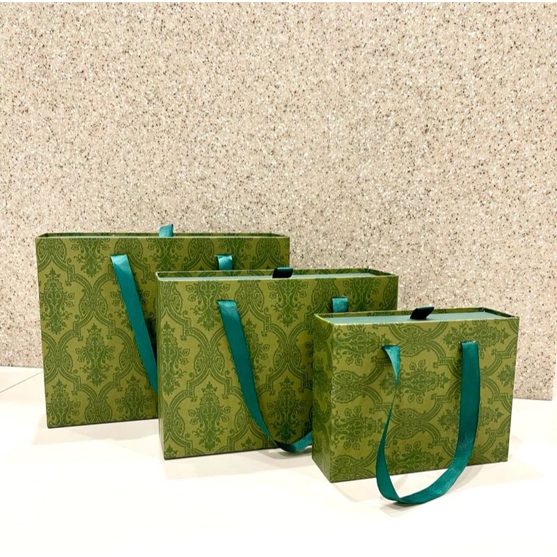 

Hard Box Sliding Lebaran Premium Motif Hampers Premium Idul Fitri