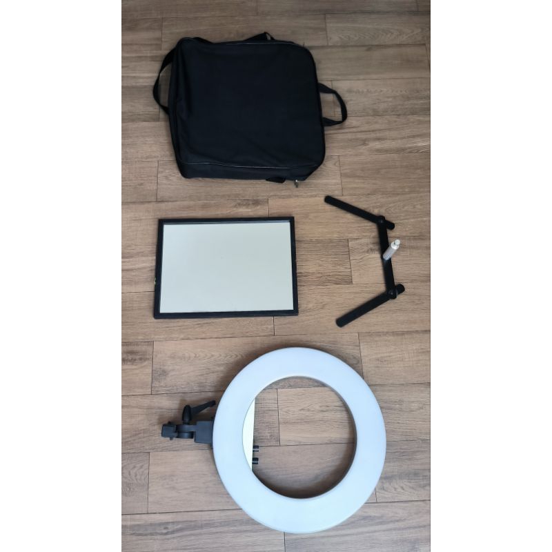 Preloved ring light 45cm FREE tas, tripod meja dan kaca. Lampu makeup studio MUA