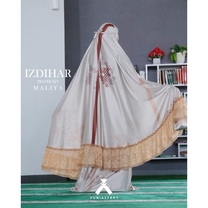 [YUNIA SYARI] MUKENA BRANDED MEWAH " HAZEEMA & IZDIHAR PRAYER SET SERIES " by Yunia Syari