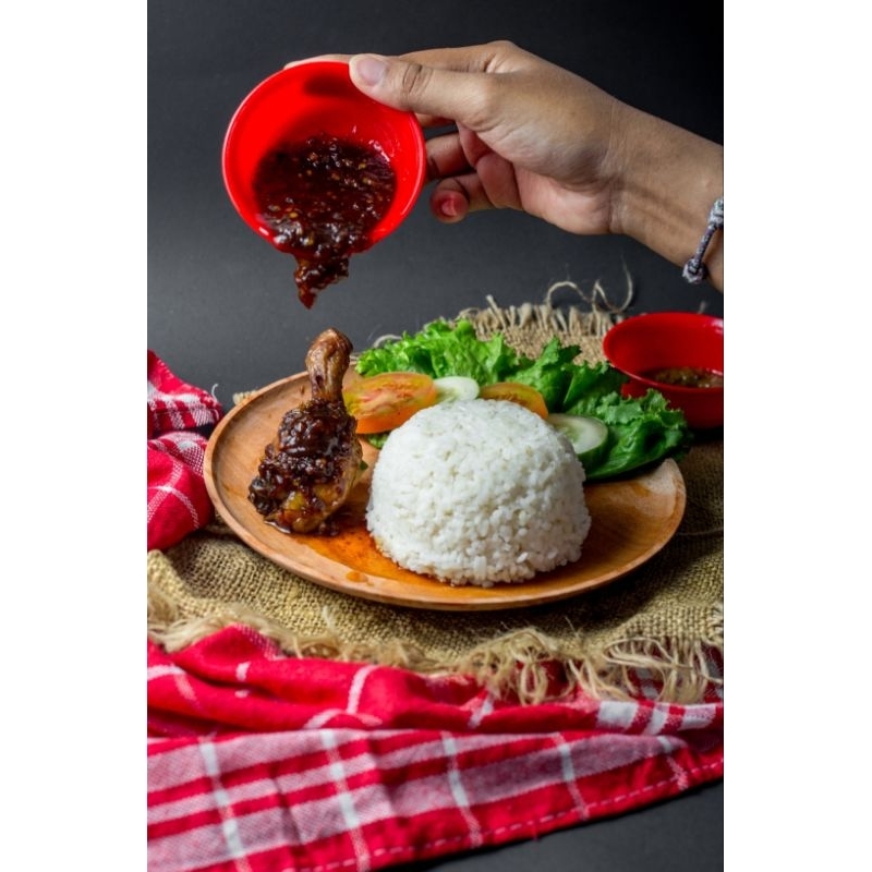 

Sambal Hitam Madura +-200gr