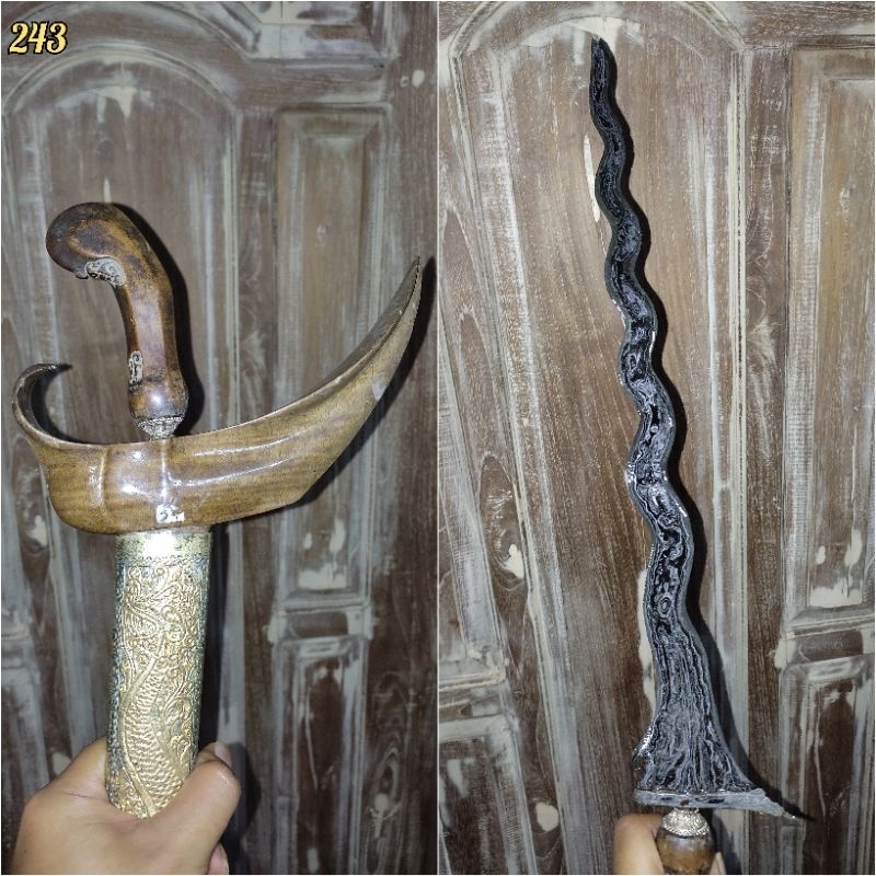 Keris Sepuh Sengkelat Kinatah 243