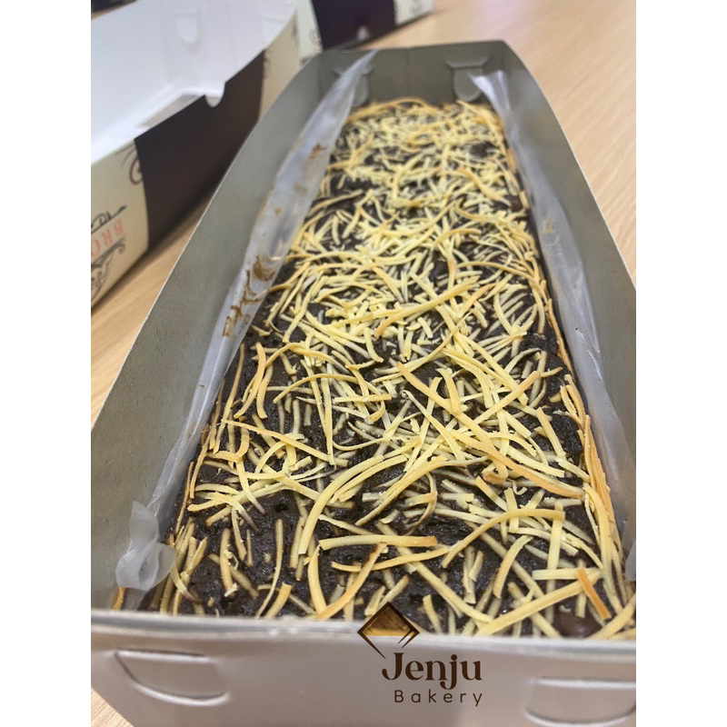 

Brownies Keju JENJU BAKERY