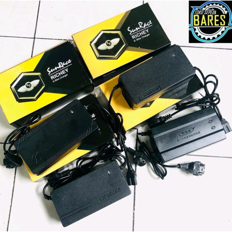 Charger Aki Sepeda Listrik SunRace Richey 36V / 48V 12AH / 20 AH / Charger Baterai