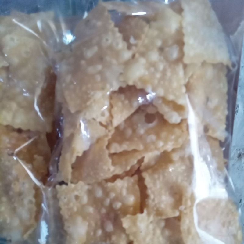 

kripikbawang/kripikpangsit