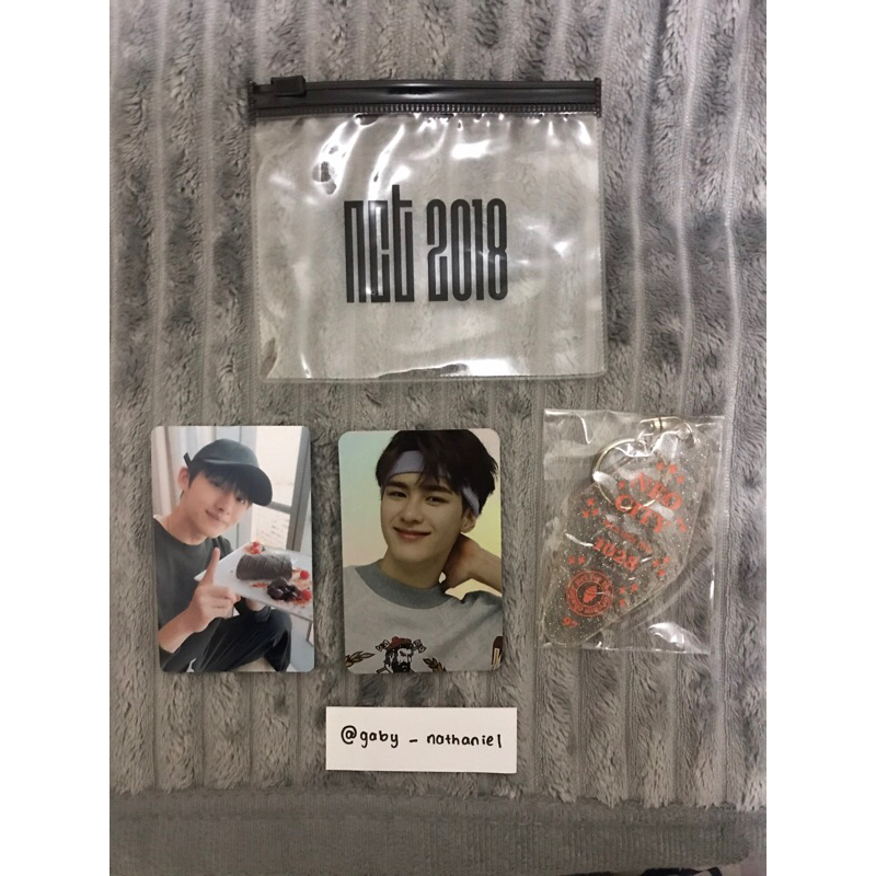 OFFICIAL | NCT 2018 pouch + pc winwin & kun + key chain