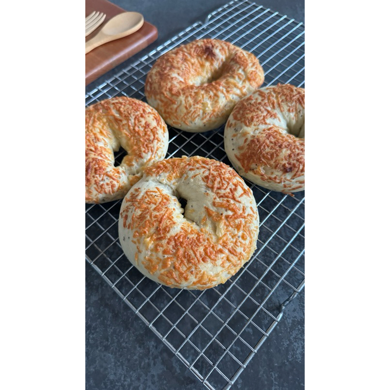 

Sourdough Cheese Bread Beef Mayo Bolognese