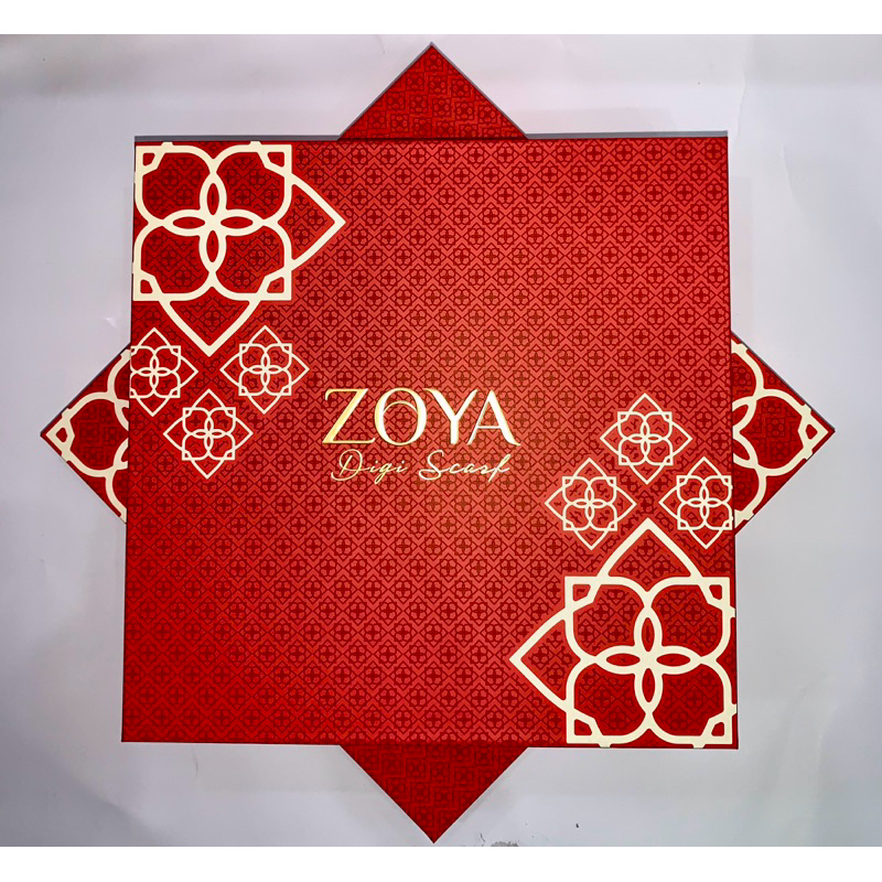 

ZOYA HARDBOX PACKAGING SCARF SEGIEMPAT - MOTIF ARABIC - MERAH