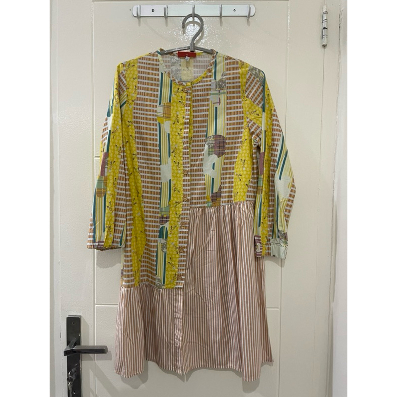 [PRELOVED] Angeline Tunic Mustard Ria Miranda