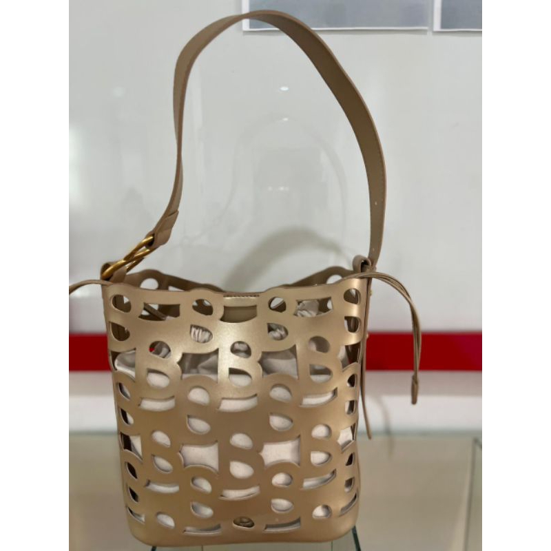 tas preloved buttonscarves