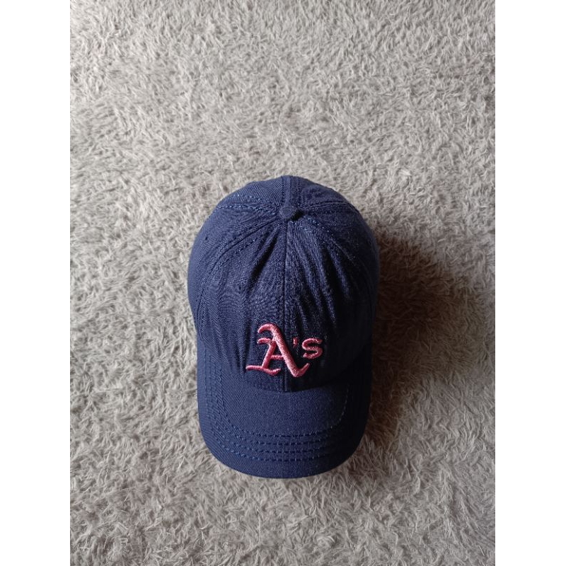 topi mlb A's second