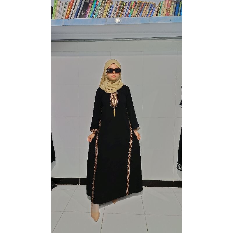 ABAYA HITAM LIS PITA / 55 / JUBAH GAMIS HITAM