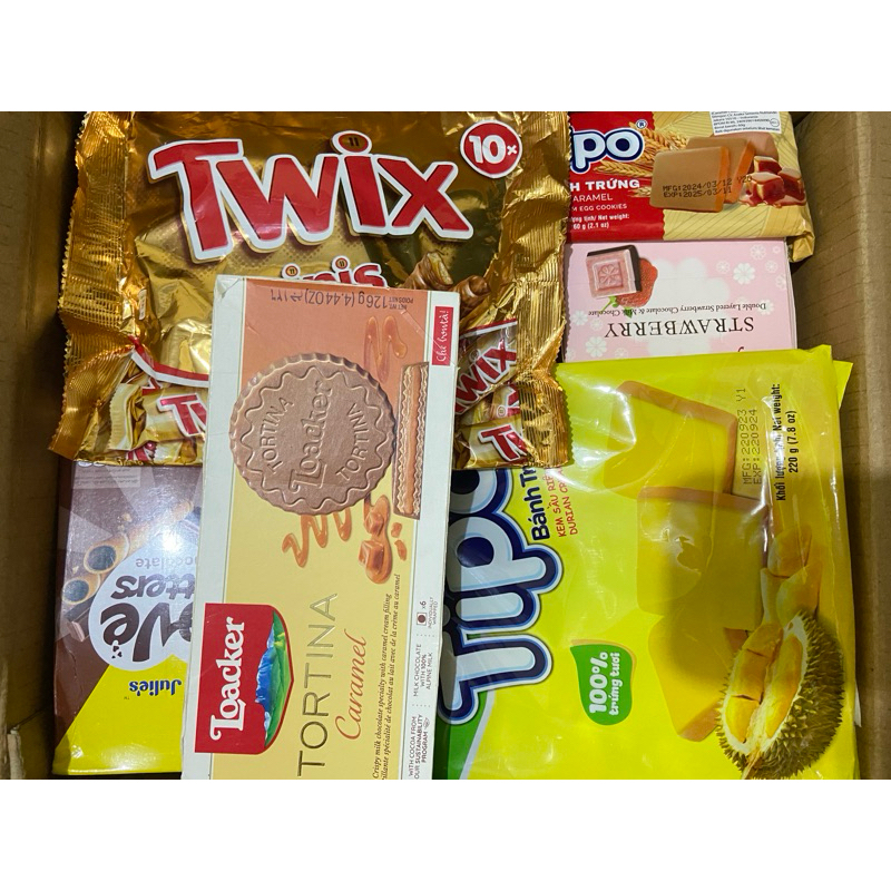 

Box snack random murah 1kg