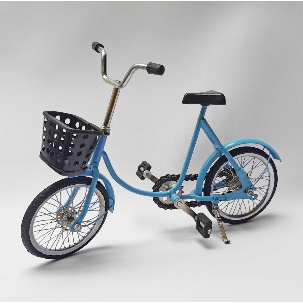Miniatur Sepeda Mainan Model Sepeda Minion Bahan Logam Cat Biru Muda - MK Aluminium - MB52birumuda