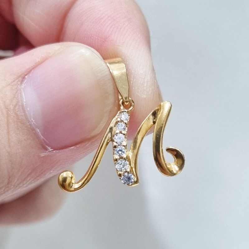 8K / 1.1 gr - Liontin Emas Huruf M Kadar 375 - PJ
