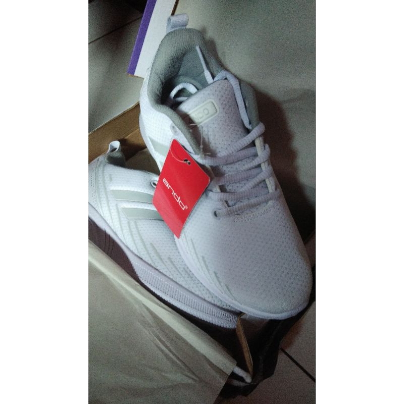 sepatu ando sneakers warna putih